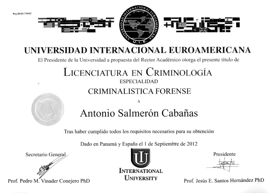 Licenciado en Criminologa, International University